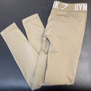 Fit workout leggings ‼️closet clean out ‼️